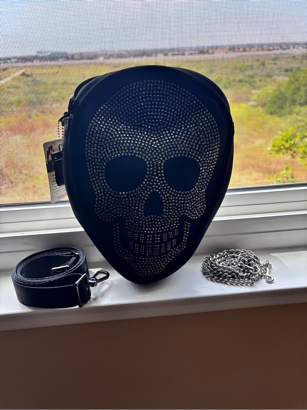 HARVEYS Rhinestone Skull Crossbody EUC